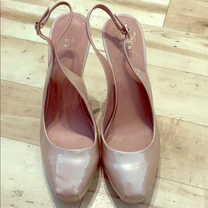 Vince Camuto autographed Kimmy pump sz 9